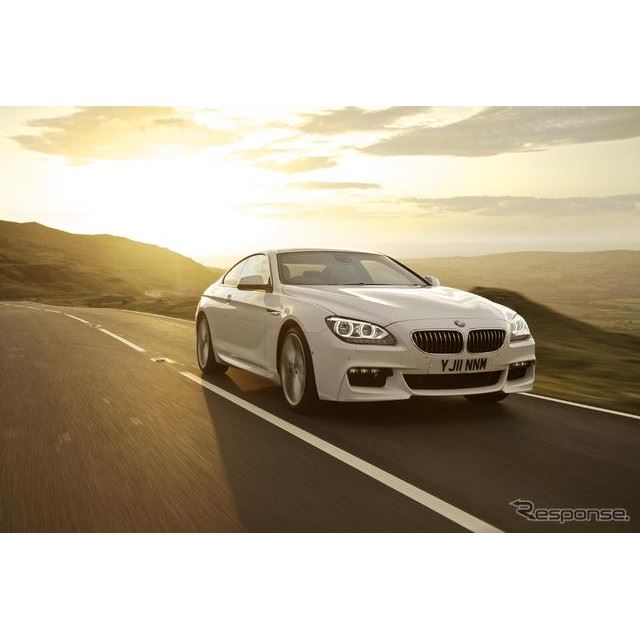BMWは21日、欧州向けの『6シリーズ』と『5シリーズ』の2012年モデルを発表した。
　2012年モデルでは、最...