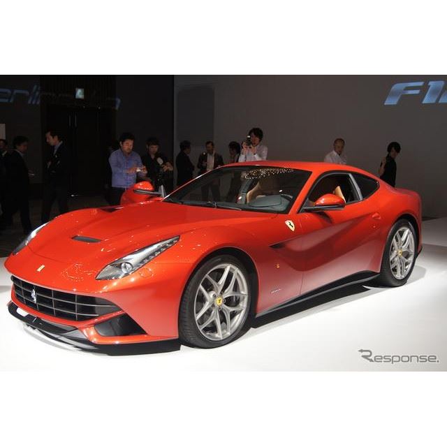 フェラーリ F12ベルリネッタの価格・新型情報・グレード諸元 価格.com