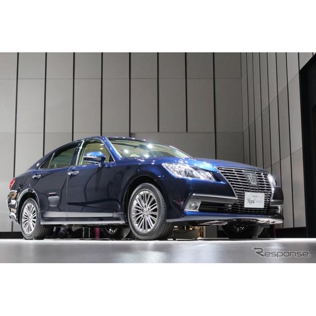 トヨタ クラウン ロイヤル 12年モデル 価格 グレード一覧 価格 Com