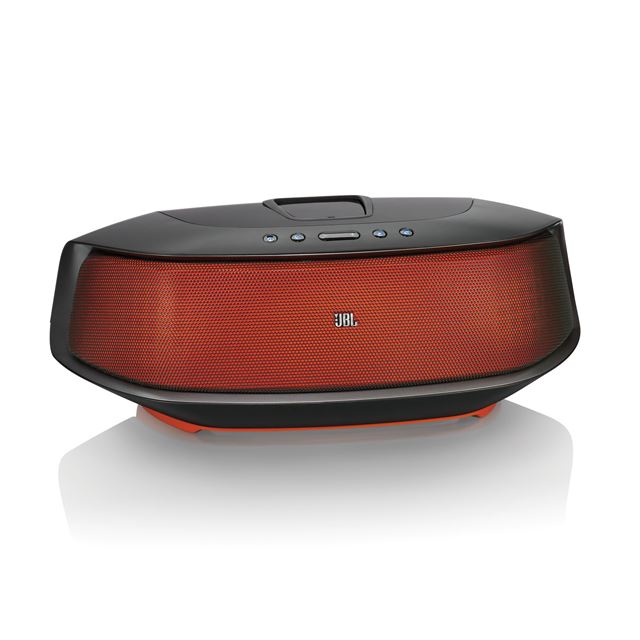 JBL、Lightningコネクタ/Bluetooth搭載の「ONBEAT RUMBLE」