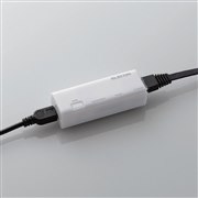 INTERNET�|�[�g�Ə[�d�pUSB�|�[�g���e1�AWPS�{�^����1���������V���v���Ȑ݌v�B