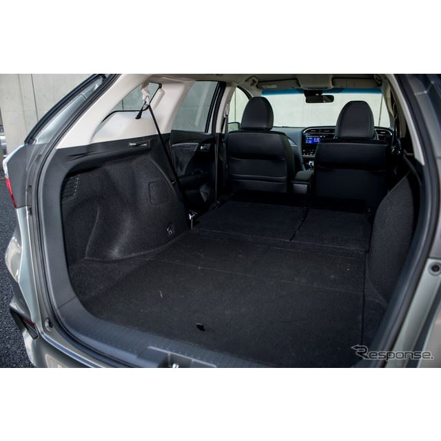 ホンダ シャトル ハイブリッド 価格 新型情報 グレード諸元 価格 Com