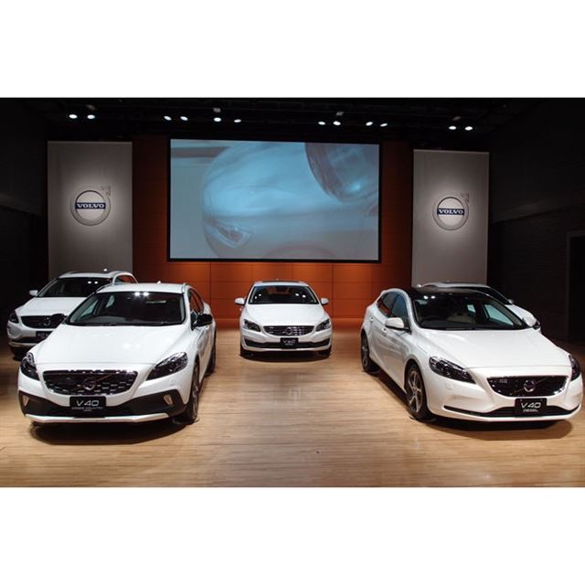 �{���{�E�J�[�E�W���p����2015�N7��23���A�{���{�u�����h�̎��5�Ԏ�uV40�v�uV40�N���X�J���g���[�v�uS60...