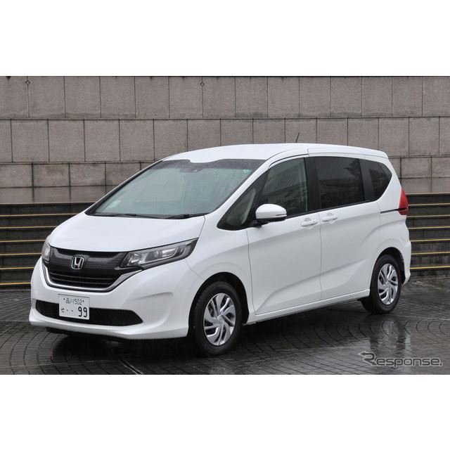 ホンダ フリード + 2016年モデル｜価格・グレード一覧 - 価格.com