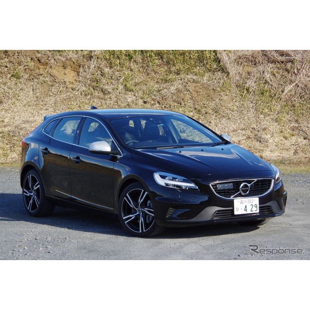 ボルボ V40 価格 新型情報 グレード諸元 価格 Com