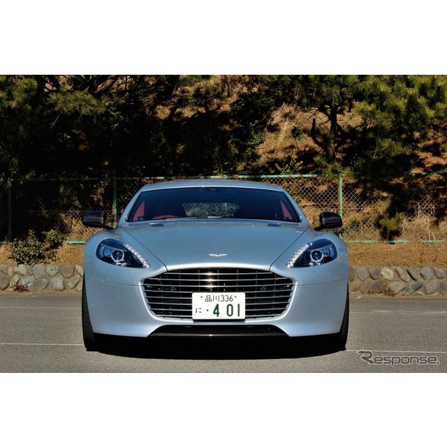 アストンマーティン史上、最もパワフルな4ドアモデルが『ラピードS』。搭載される6リットルV12エンジンの最...