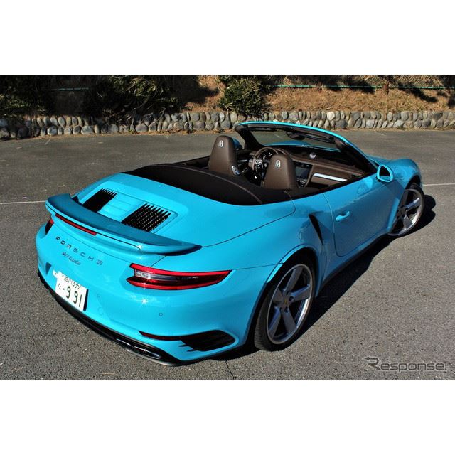 ポルシェ 911ターボ カブリオレ 2020年モデルの価格・グレード