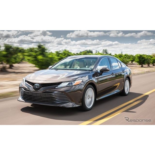 トヨタ カムリ ハイブリッド 価格 新型情報 グレード諸元 価格 Com