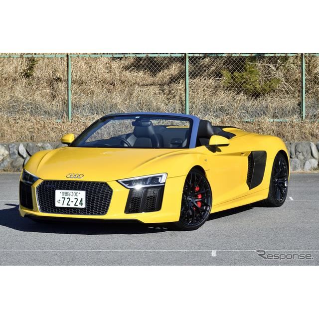 アウディのフラッグシップスポーツモデルが『R8』だ。そして、そのオープンモデルが去年6月に販売開始され...