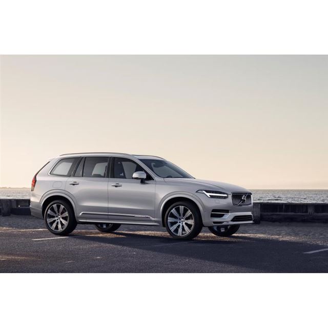 ボルボ XC90の価格・新型情報・グレード諸元 価格.com