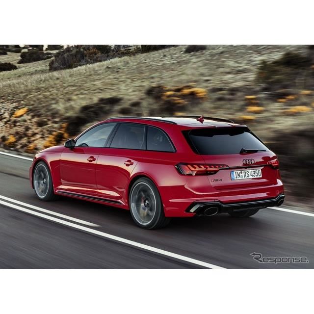 �A�E�f�B��10��2���A���ǐV�^�wRS4�A�o���g�x�iAudi RS 4 Avant�j�����B�Ŕ��\�����B
�@���Ԃ́A�ŐV�́wA...