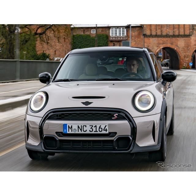 ミニ Mini Cooper クーパー 5 Door 価格 新型情報 グレード諸元 価格 Com