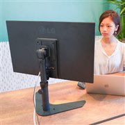 32�^�Ή��I���������ł���LCD���j�^�[�X�^���h MARM641RB