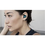 AONIC 215�i��2����j