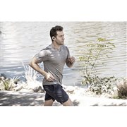 AONIC 215�i��2����j