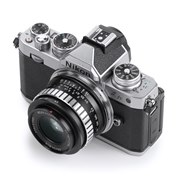 �uTTArtisan 23mm f/1.4 C �u���b�N × �V���o�[�v �i�j�R���y�}�E���g�p�j