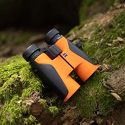 �uZEISS Terra ED 8x42/10x42�v�I�����W�J���[