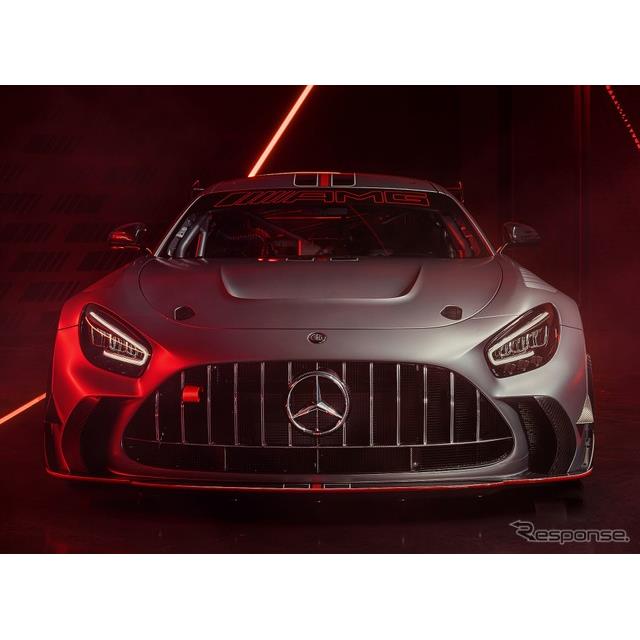 メルセデスAMGは3月23日、メルセデスAMG『GTトラックシリーズ』（Mercedes AMG GT Track Series）を欧州で...
