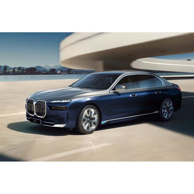 BMW 7シリーズ セダンの価格・新型情報・グレード諸元 価格.com
