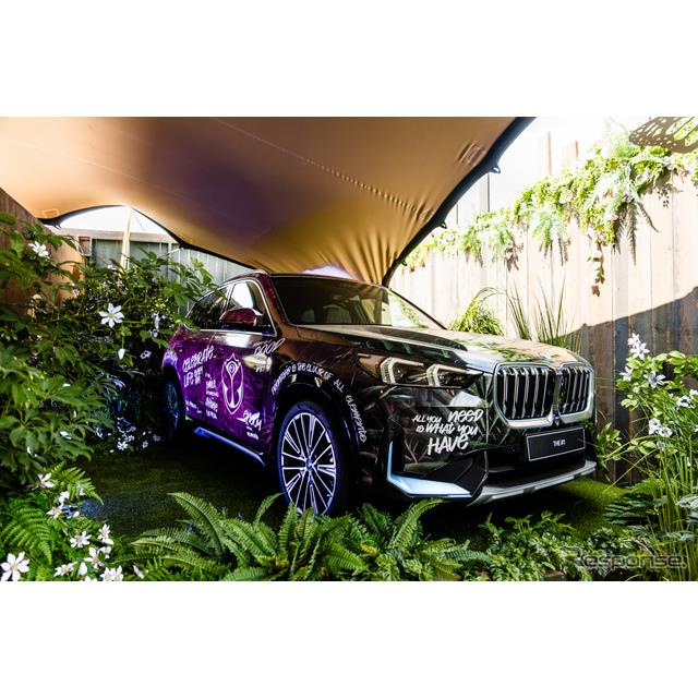 BMWは7月27日、ベルギーで開催中の世界最大規模の音楽イベント「トゥモローランド」において、新型『X1』の...