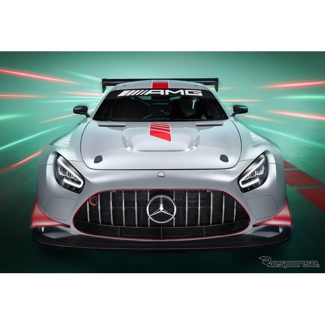 メルセデスベンツは8月23日、レーシングカーのメルセデスAMG『GT3』（Mercedes-AMG GT3）に、創業55周年記...