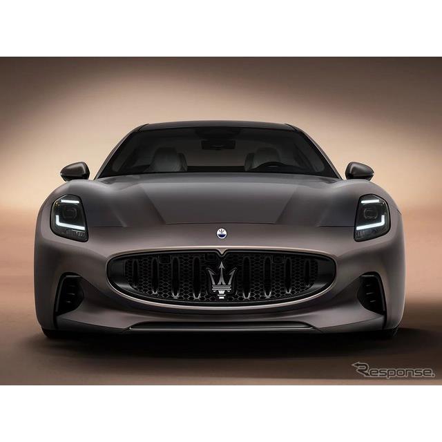 マセラティは10月3日、2シーター2ドアクーペの新型『グラントゥーリズモ』（Maserati GranTurismo）のEV、...