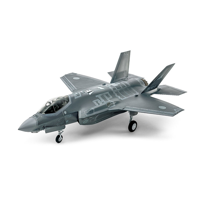 米空軍や航空自衛隊など9か国のマーキングを収録、「F-35A ライトニングII」1/48模型 - 価格.com