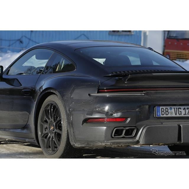 ポルシェ911ターボ　黒メタルカー　ペーパーウェイト新品 AUTOart 1/18 ポルシェ 911 （930） ターボ 「湾岸ミッドナイト