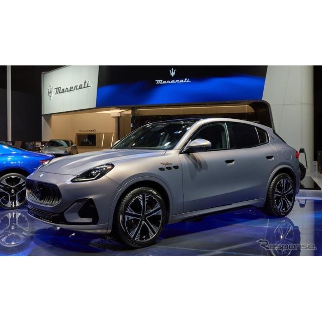 マセラティは4月19日、新型SUV「グレカーレ」（Maserati Grecale）のEV仕様『グレカーレ・フォルゴーレ』を...