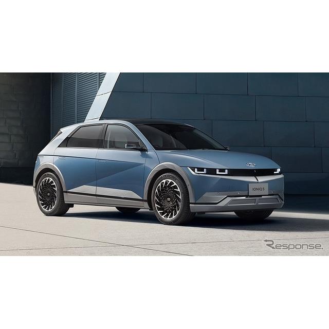 ヒョンデモビリティジャパンは、クロスオーバーSUVタイプの電気自動車（EV）『アイオニック5』に初のアップ...