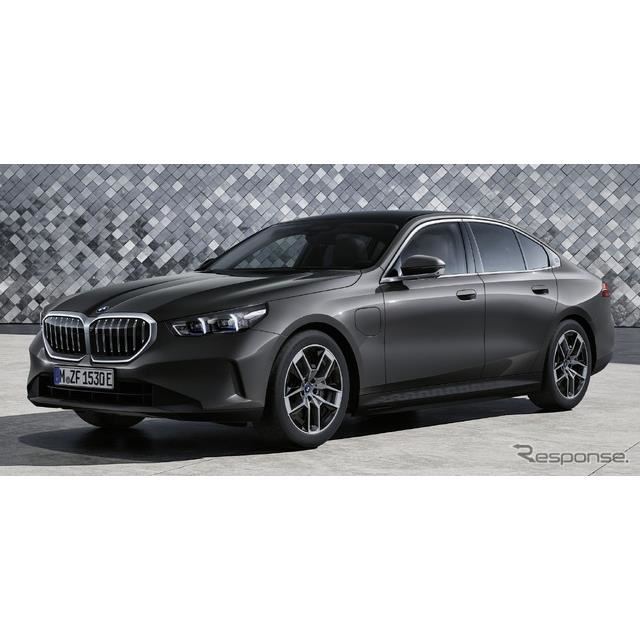 BMW823A~hNXZ_w5V[YZ_xiBMW 5 Series Sedanj̐V^̍\vOCn...