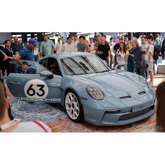 ポルシェ（Porsche）は9月5日、2ドアスポーツカー『911』の60周年記念モデルとして「911 S/T」の「ヘリテー...