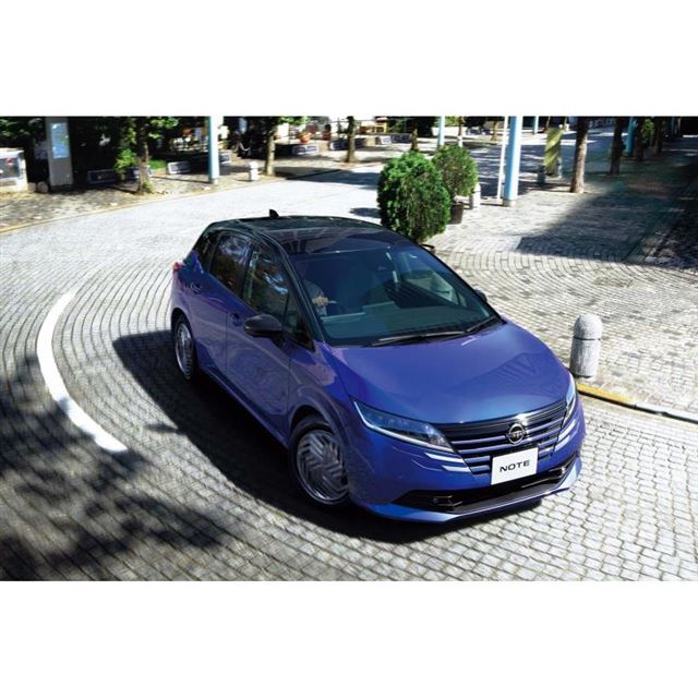 ★☆新品同様☆★　★超品★　日産 ノート e-power ニスモ S　4月納車前にディーラーで新車外し　ホイール、タイヤ4本セット 日産 ノート e-POWERの価格・新型情報・グレード諸元 価格.com