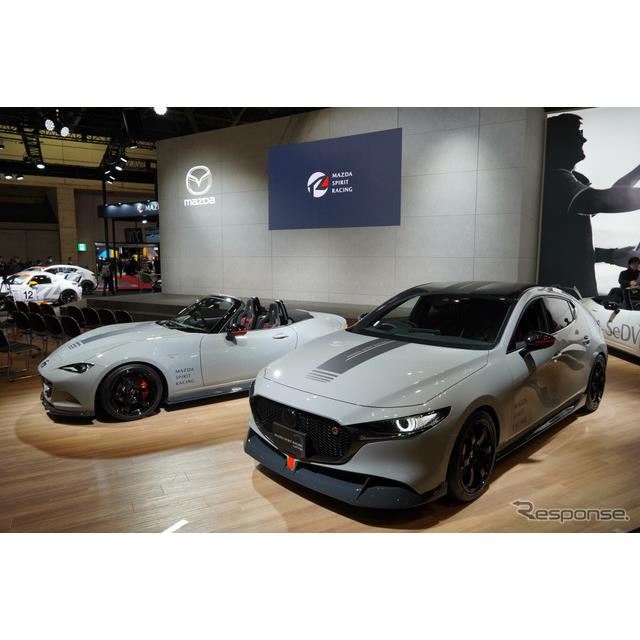 MAZDA　マツダ３ セダン　グレー 灰　1/43　モデルカー　MAZDA3 MAZDA マツダ3 セダン グレー 灰 1/43 モデルカー MAZDA3 1/43