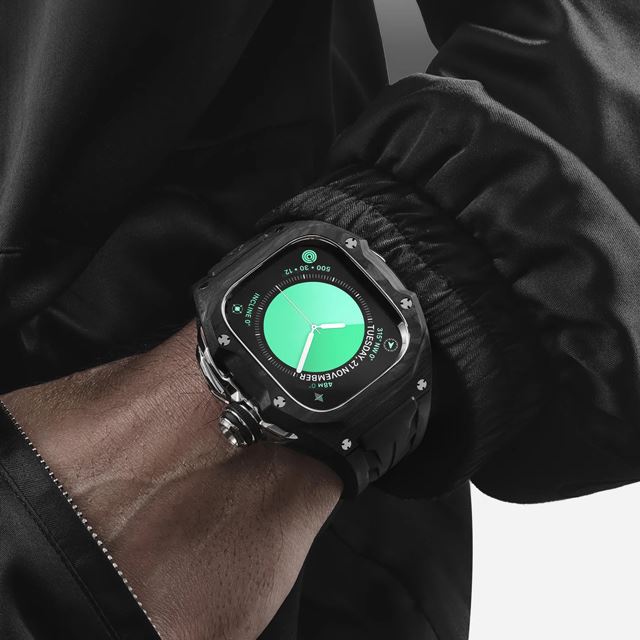 カーボンファイバー採用の高級Apple Watchケース「RACING SPORT CARBON III」 - 価格.com