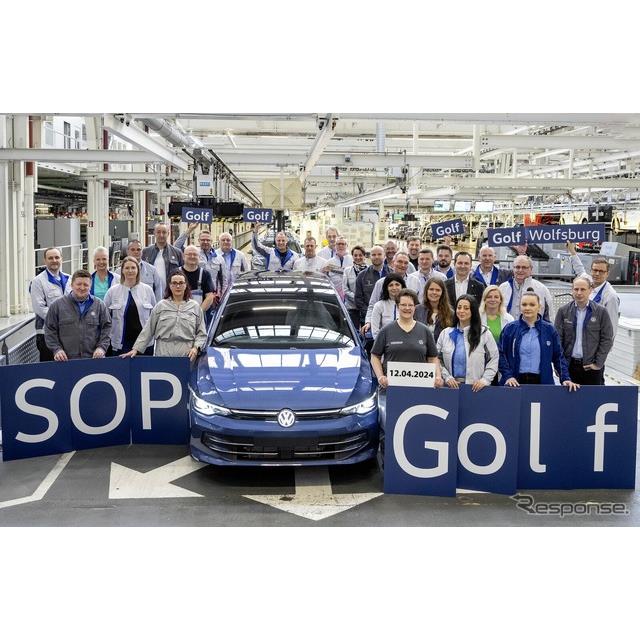 フォルクスワーゲンは4月12日、ドイツ・ヴォルフスブルク工場において、改良新型『ゴルフ』（Volkswagen Go...