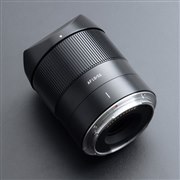 �uTTArtisan AF 56mm f/1.8 APS-C�v