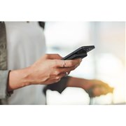 �uBelkin Qi2 15W �o�b�e���[�v