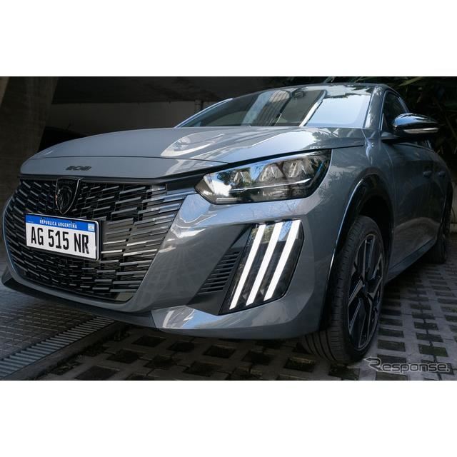 プジョー（PEUGEOT）は8月1日、改良新型『208』の販売をアルゼンチンで開始した。このモデルは、デザイン、...