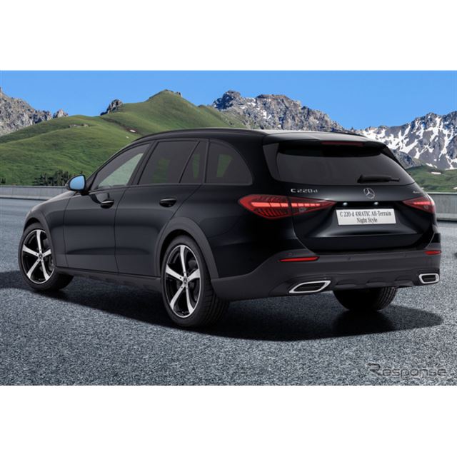 �����Z�f�X�E�x���c���{�́A�wC�N���X�x��SUV����̎ԍ��ƃX�e�[�V�������S���̎��p���𕹂����N���X�I�[...