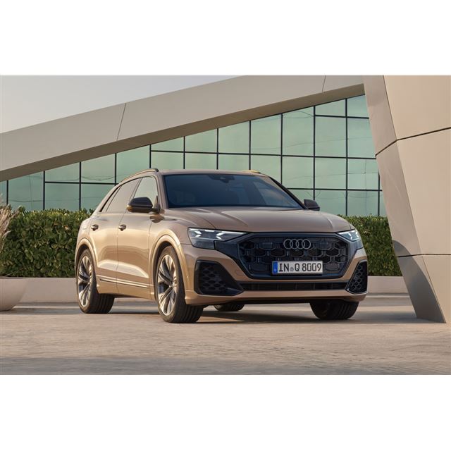 アウディ ジャパンは2024年10月24日、ラージサイズSUV「Q8」および「SQ8」のマイナーチェンジモデルを発表...