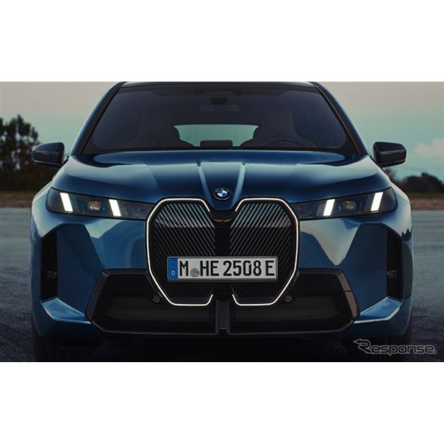 BMWは、電動スポーツアクティビティビークル（SAV）、『iX』の改良新型を欧州で発表した。改良新型iXの「xD...