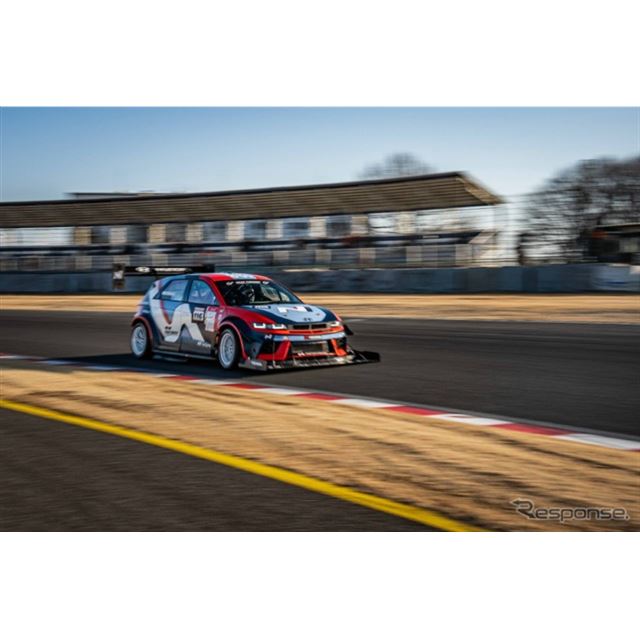 �q�����f�́A��錧�̒}�g�T�[�L�b�g�ŊJ�Â��ꂽ�u�V�o�^�C�� presents Attack Tsukuba 2025�i�A�^�b�N�}...