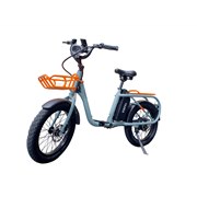 ���菬�^�����@�t���]�ԁuCC-01T�v