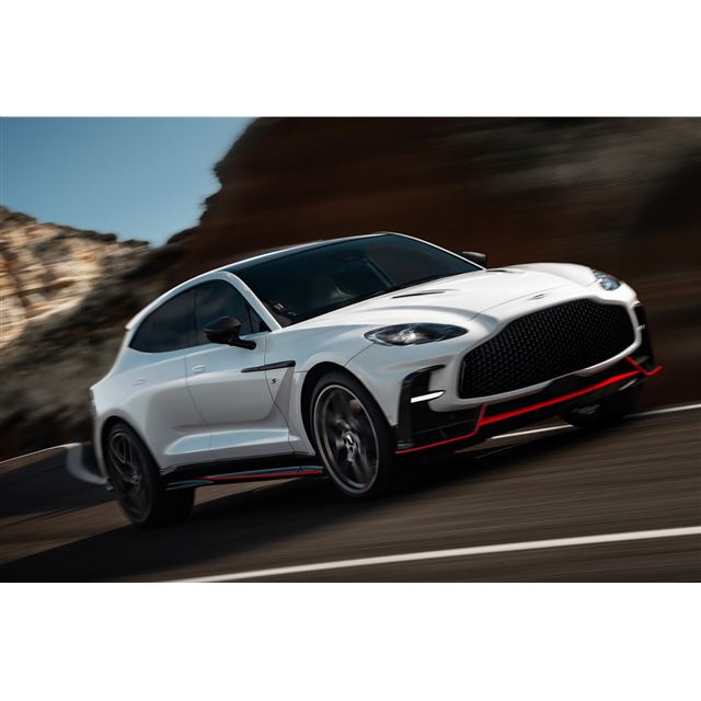 アストンマーティンは2025年4月30日、英ゲイドンにてハイパフォーマンスSUV「DBX S」を発表した。
　アス...