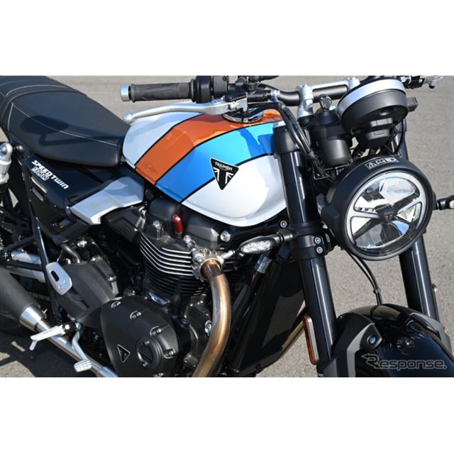 【Nori-Nori 様】トライアンフ　5t 6t T110 ダブルシート Modern Classics | For the Ride