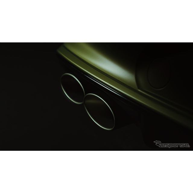 ベントレーは、SUV『ベンテイガ』の最強バージョンを6月2日に初公開すると発表した。ベントレーによると、...