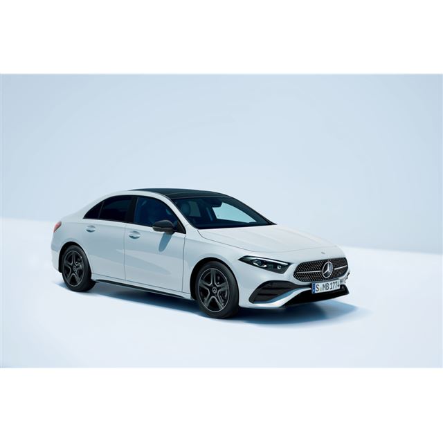 メルセデス・ベンツ日本は2025年5月29日、「メルセデス・ベンツAクラス セダン」の最終モデルとなる特別仕...