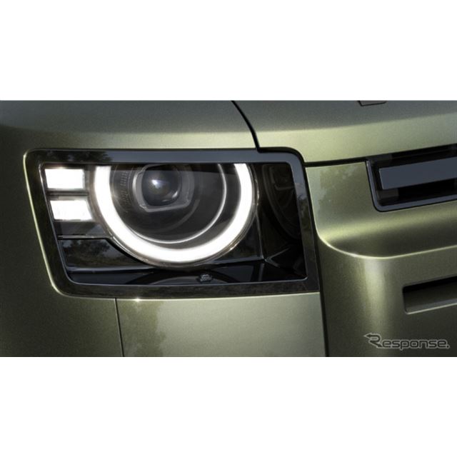 ランドローバーは、SUV『ディフェンダー』の2026年モデルを欧州で発表した。「90」、「110」、「130」の全...
