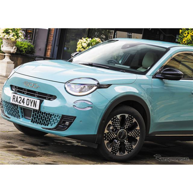 フィアット初のマイルドハイブリッド車となる『600ハイブリッド』が日本上陸。パワートレインもさることな...